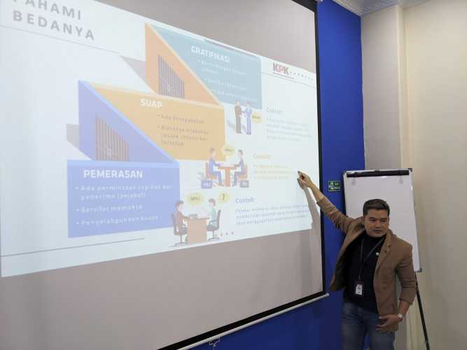 SOSIALISASI ANTI KORUPSI DI JAMKRIDA BANTEN