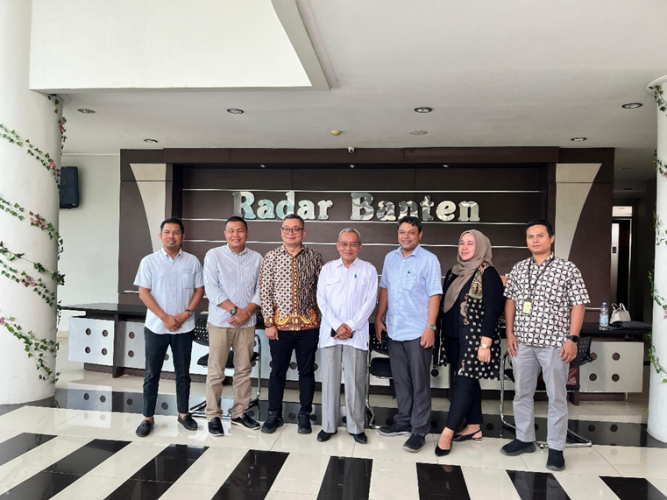KUNJUNGAN DIREKSI BARU KE RADAR BANTEN