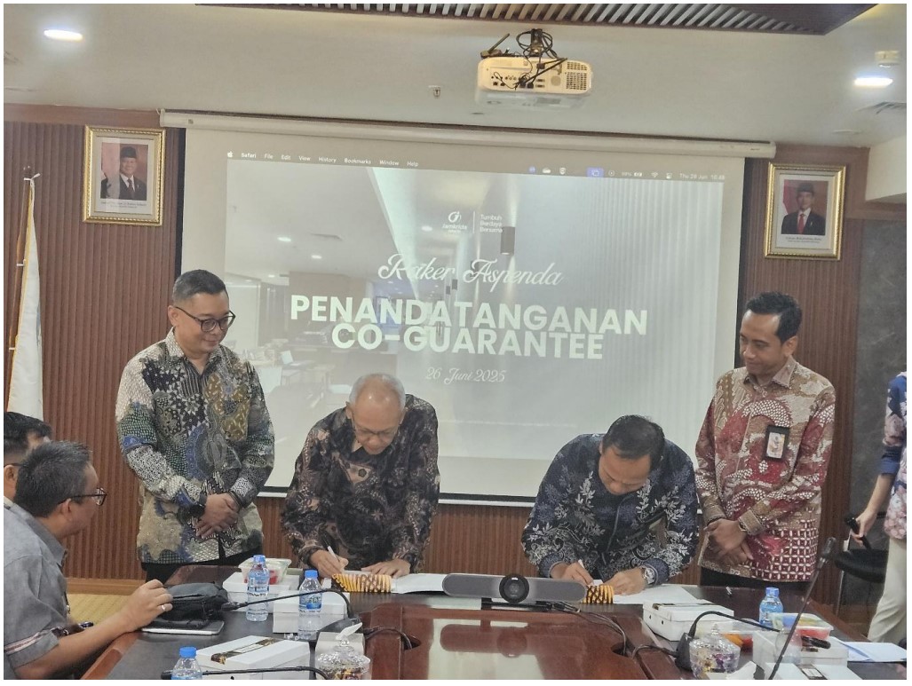 PENGUATAN BISNIS DAN GCG, JAMKRIDA BANTEN DAN JAMKRIDA JAKARTA LAKUKAN KERJASAMA PENJAMINAN BERSAMA - PRESS RELEASE