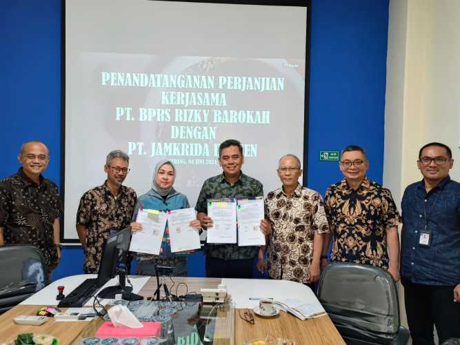 Penandatanganan PKS BPRS Rizky Barokah
