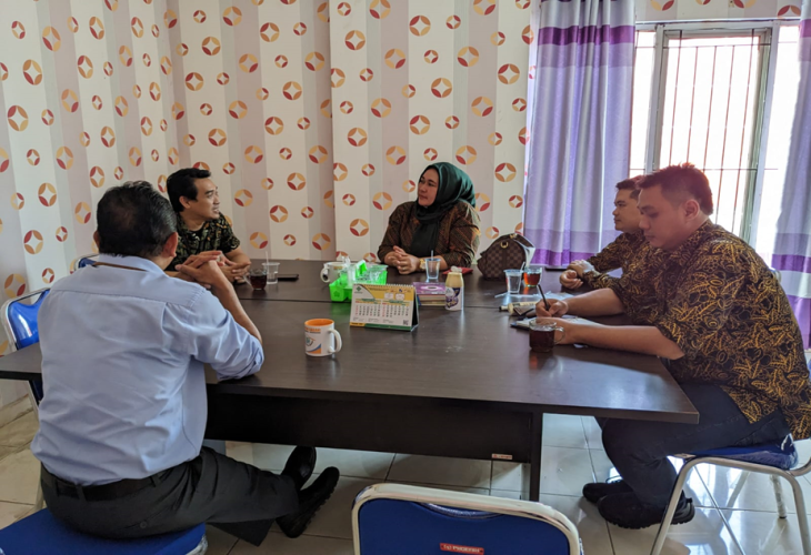 PERTEMUAN DENGAN BPRS MUAMALAH CILEGON UNTUK PERHITUNGAN SUBROGASI PEMBIAYAAN MACET